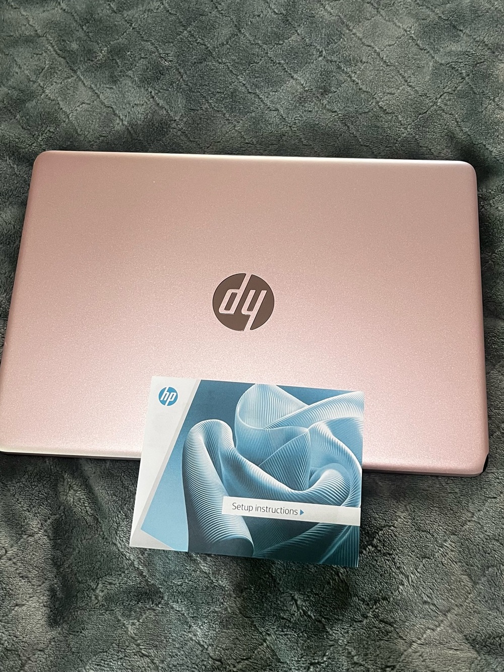HP Rose Gold Laptop with HP Setup Guide